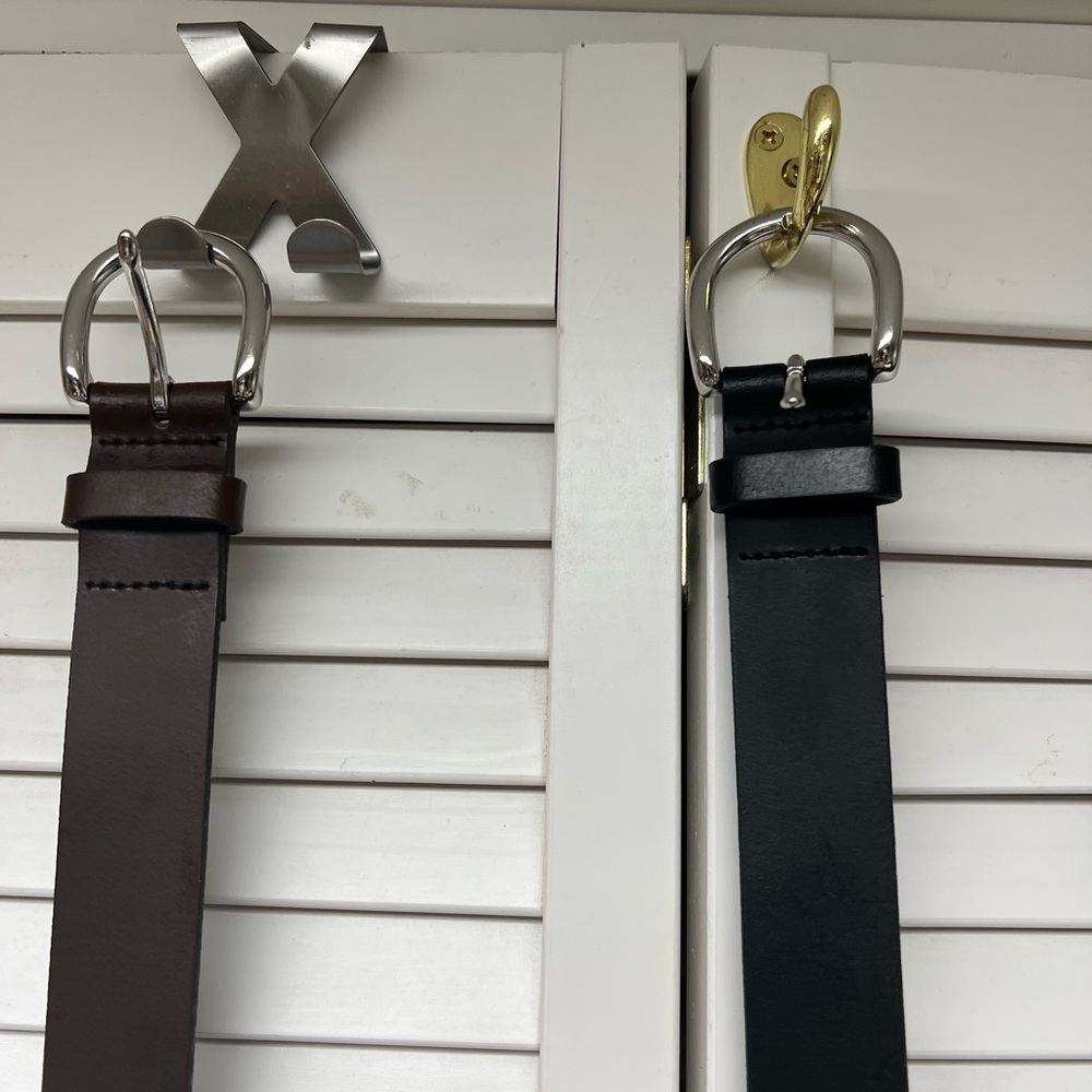 2 GAP Leather Belts Black and Brown Length 40 1/2 inches